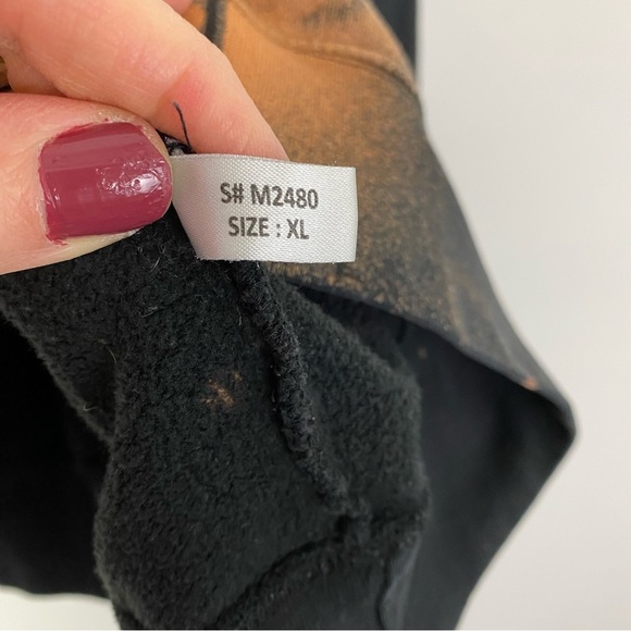 Handmade Floral Stencil Sweatshirt Pullover Mens XL Unisex Crewneck Upcycled - Picture 7 of 10